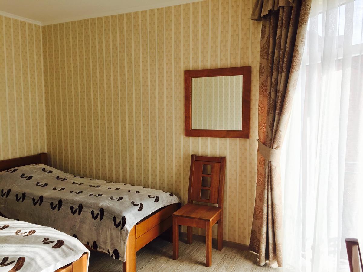 Mini Hotel Solnce Karpat Polyana  Exterior photo