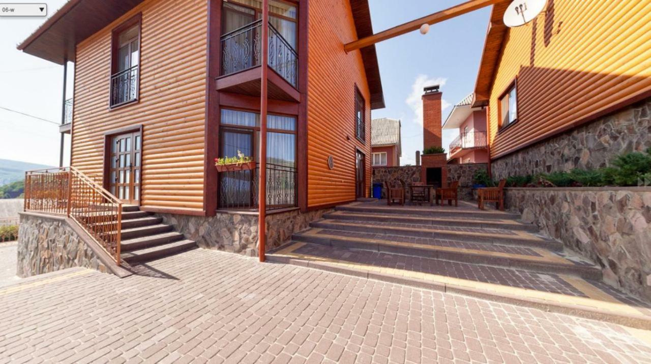 Mini Hotel Solnce Karpat Polyana  Exterior photo